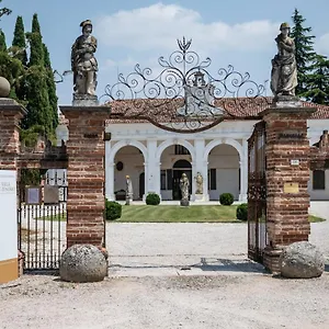 https://le-camere-di-villa-c-zenobio.hotelslidodijesolo.com