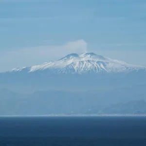 https://bnb-il-tuo-letto-sullo-stretto.taorminaitalyhotels.com